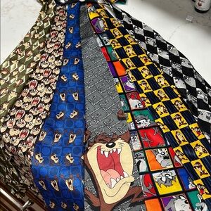 Looney Tunes Tasmanian Devil  Character Ties Set (7)